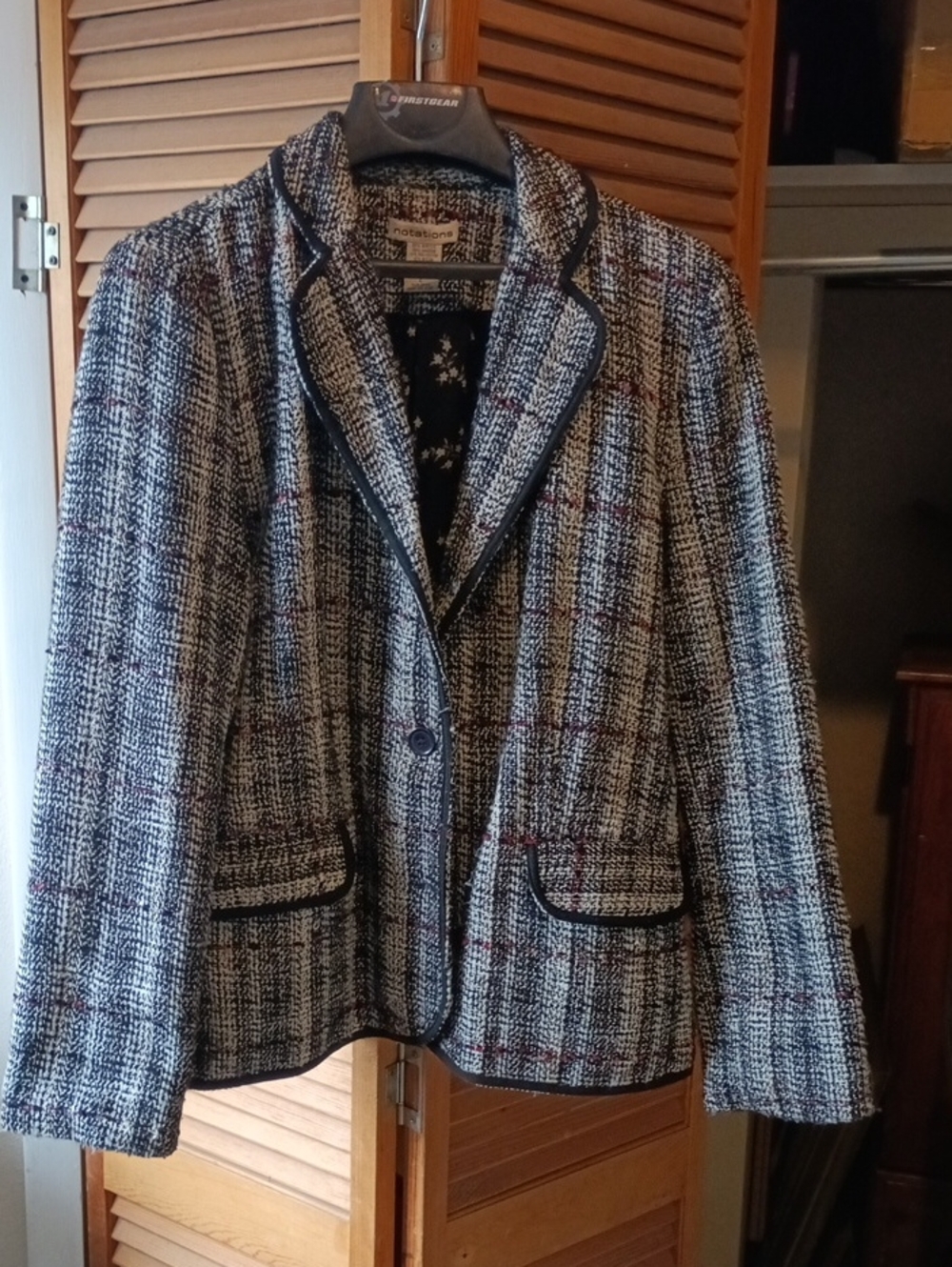 Notations Black and White Tweed Blazer with Contrast Trim Size Large